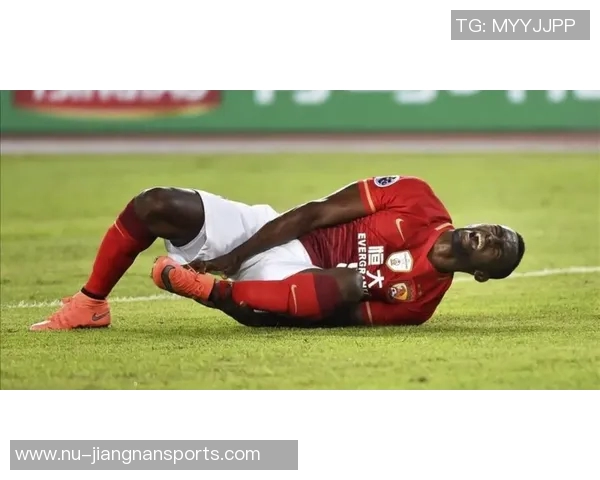 土耳其著名足球球星全名单及辉煌职业生涯一览 土耳其著名足球球星全名单及辉煌职业生涯一览